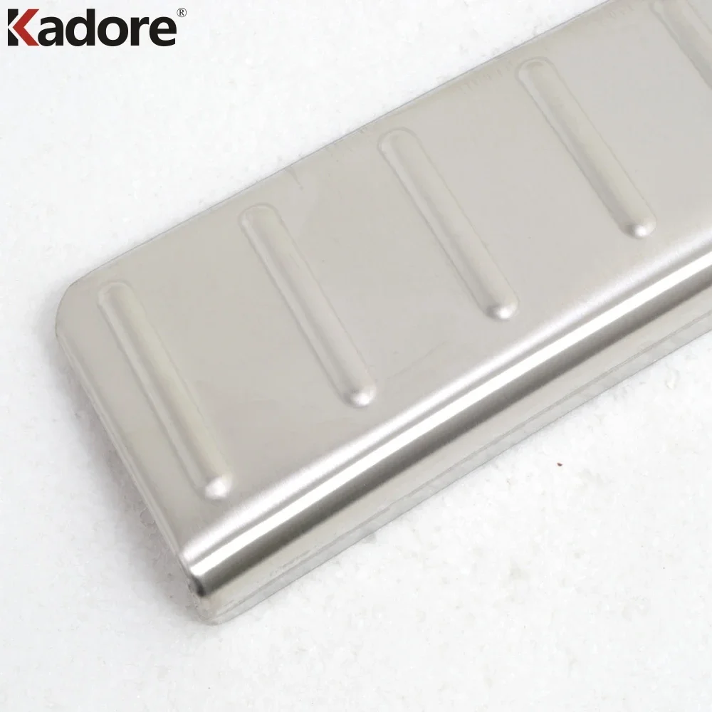 リアトランクバンパーカバートリム日産ヴァーサセダン 2012 - Bumper Plate 10Kg のレビューと価格